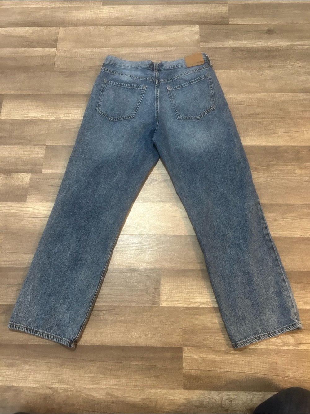 Aeropostale Women’s Straight-Leg Jeans in Blue Wash size 8 - Picture 2 of 7